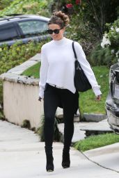 Kate Beckinsale Casual Style - Heading to a Super Bowl Viewing Party in LA 02/03/2019