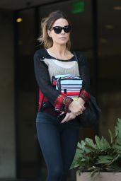Kate Beckinsale in Tight Jeans 02/08/2019