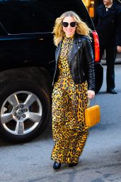 Kristen Bell Chic Outfit 02/26/2019