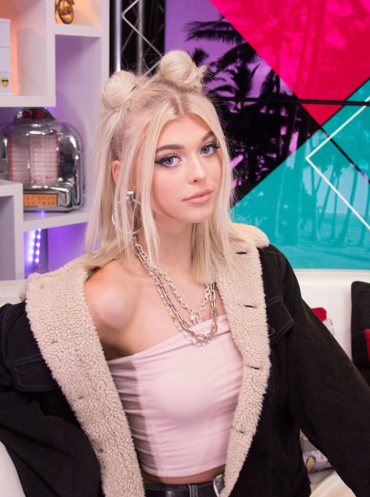 Loren Gray - Visits the Young Hollywood Studio in LA 02/15/2019 ...