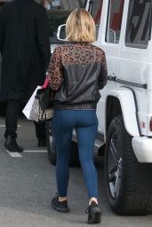Lucy Hale Booty in Tights 02/20/2019