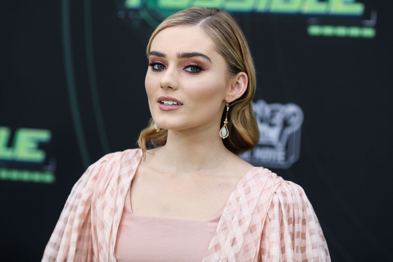 meg donnelly kim possible premiere in la 10 There Is One Main Distinction Between Tinder Gold And Tinder Plus