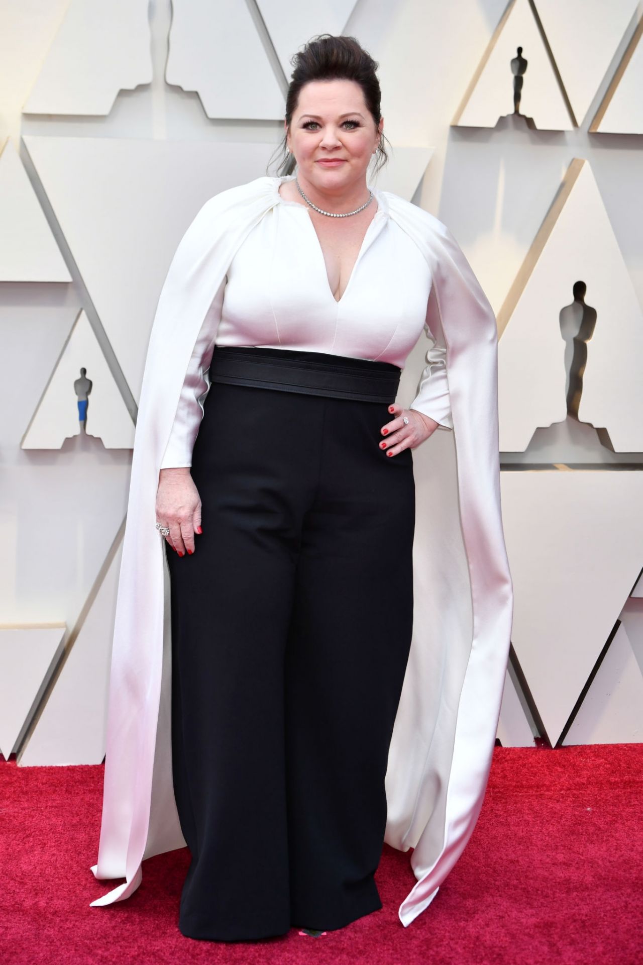 Melissa McCarthy Oscars 2019 Red Carpet • CelebMafia