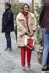 Nathalie Kelley Street Fashion - Rome 02/19/2019