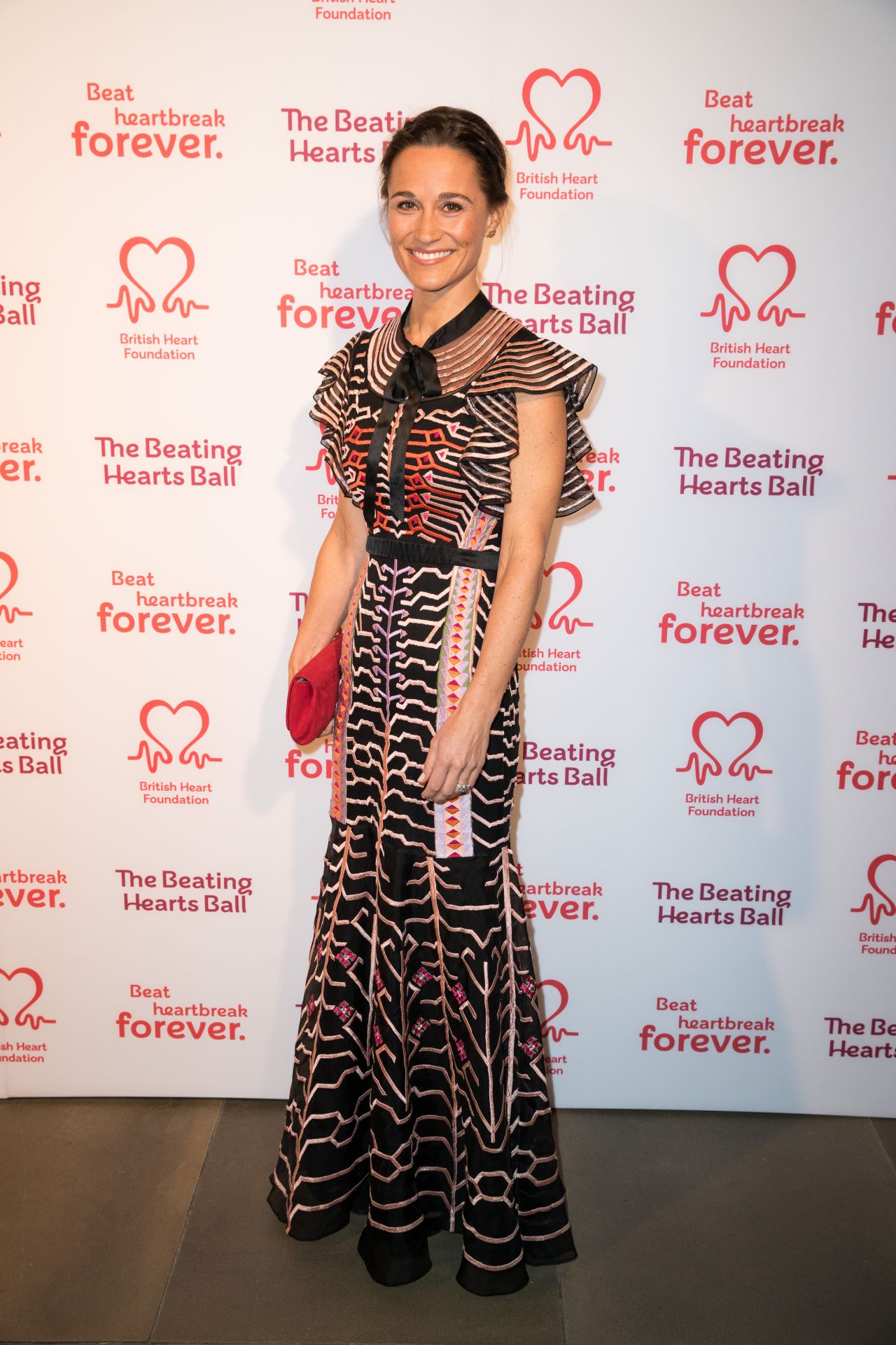 Pippa Middleton beautiful at charity event in London