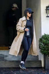 Rita Ora in Tight Black Gymwear - Beverly Hills 02/04/2019