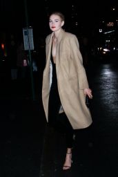 Sanne Vloet - Out in New York 02/08/2019