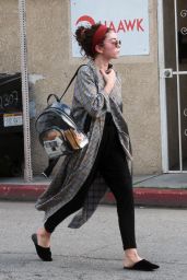 Sarah Hyland - Out in LA 02/20/2019