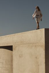 Sophie Turner Louis Vuitton Tambour Horizon Campaign February 2019