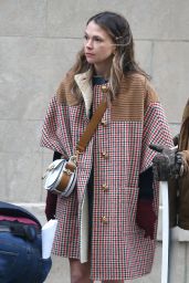 Sutton Foster – Filming “Younger” in Brooklyn 02/26/2019