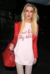 Tara Reid Night Out Style - Madeo in Beverly Hills 02/14/2019
