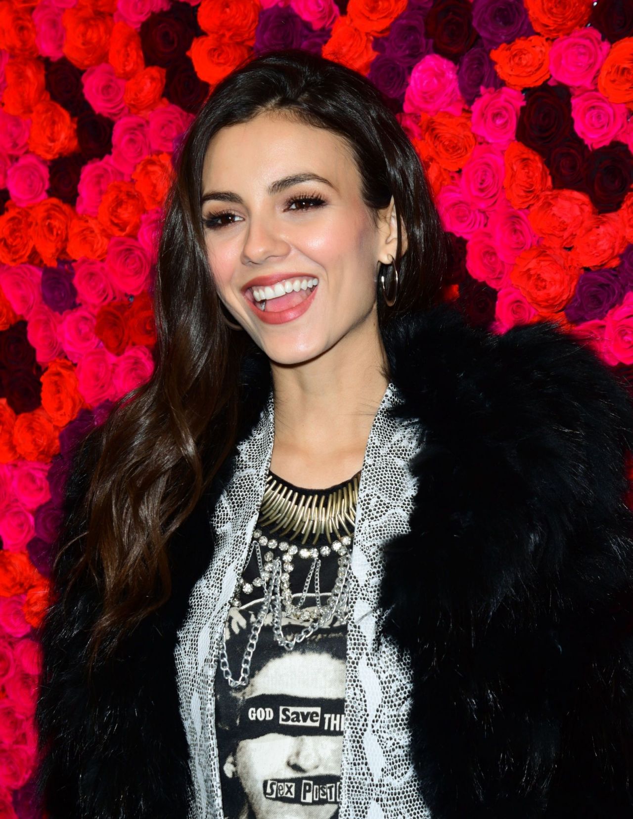 Victoria Justice – Alice + Olivia Fashion Show in NYC 02/11/2019 (more