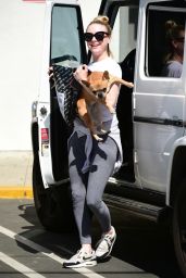 Alessandra Torresani With Her Dog - Shopping in Studio City 03/29/2019