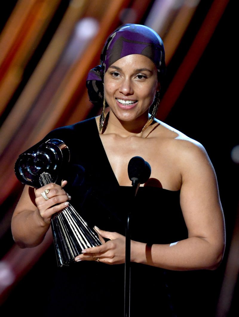 Alicia Keys At The Awards