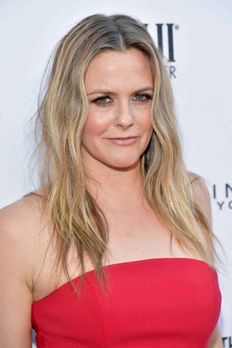 Alicia Silverstone  The Daily Front Row Fashion Awards 2019-4014