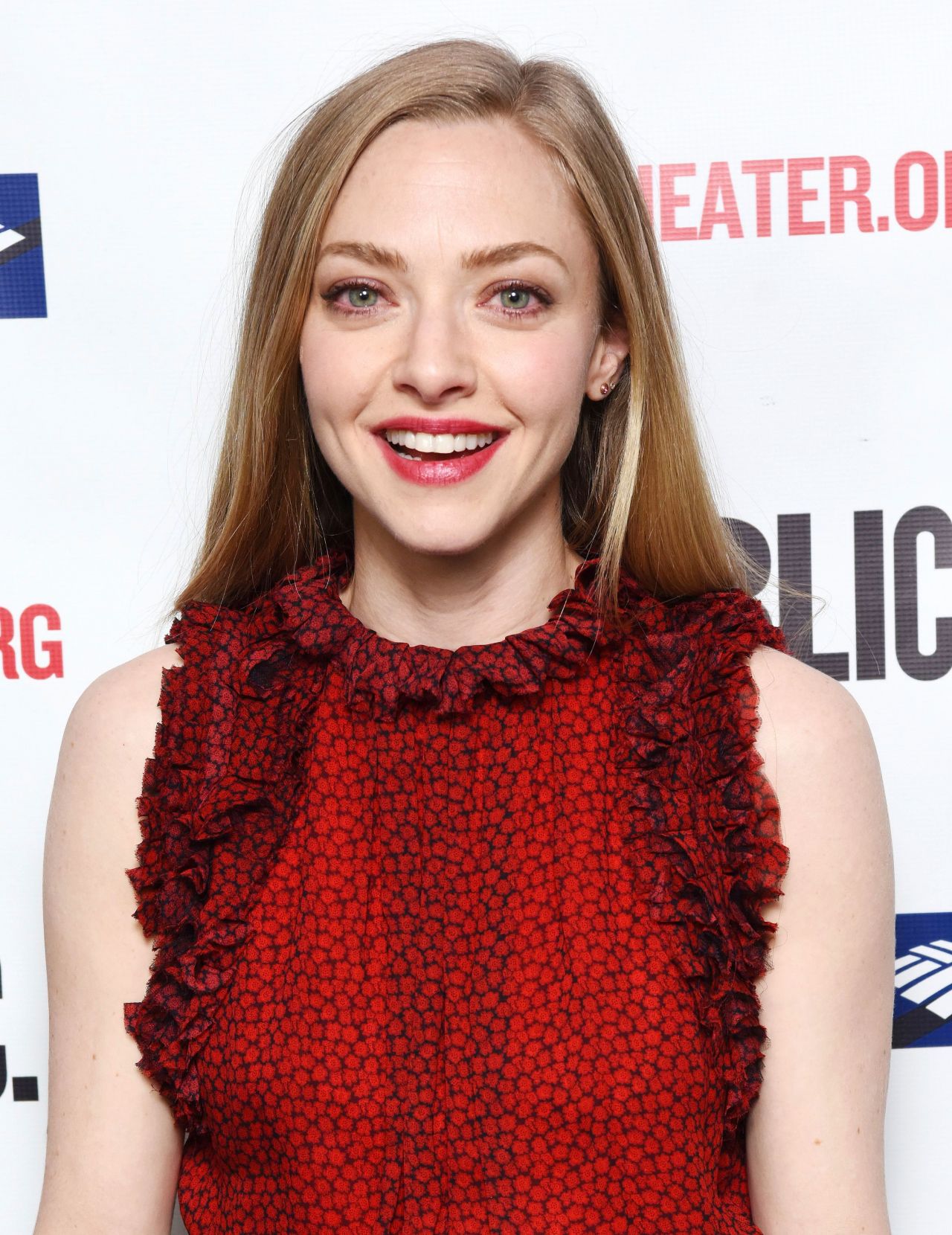 Amanda Seyfried - 