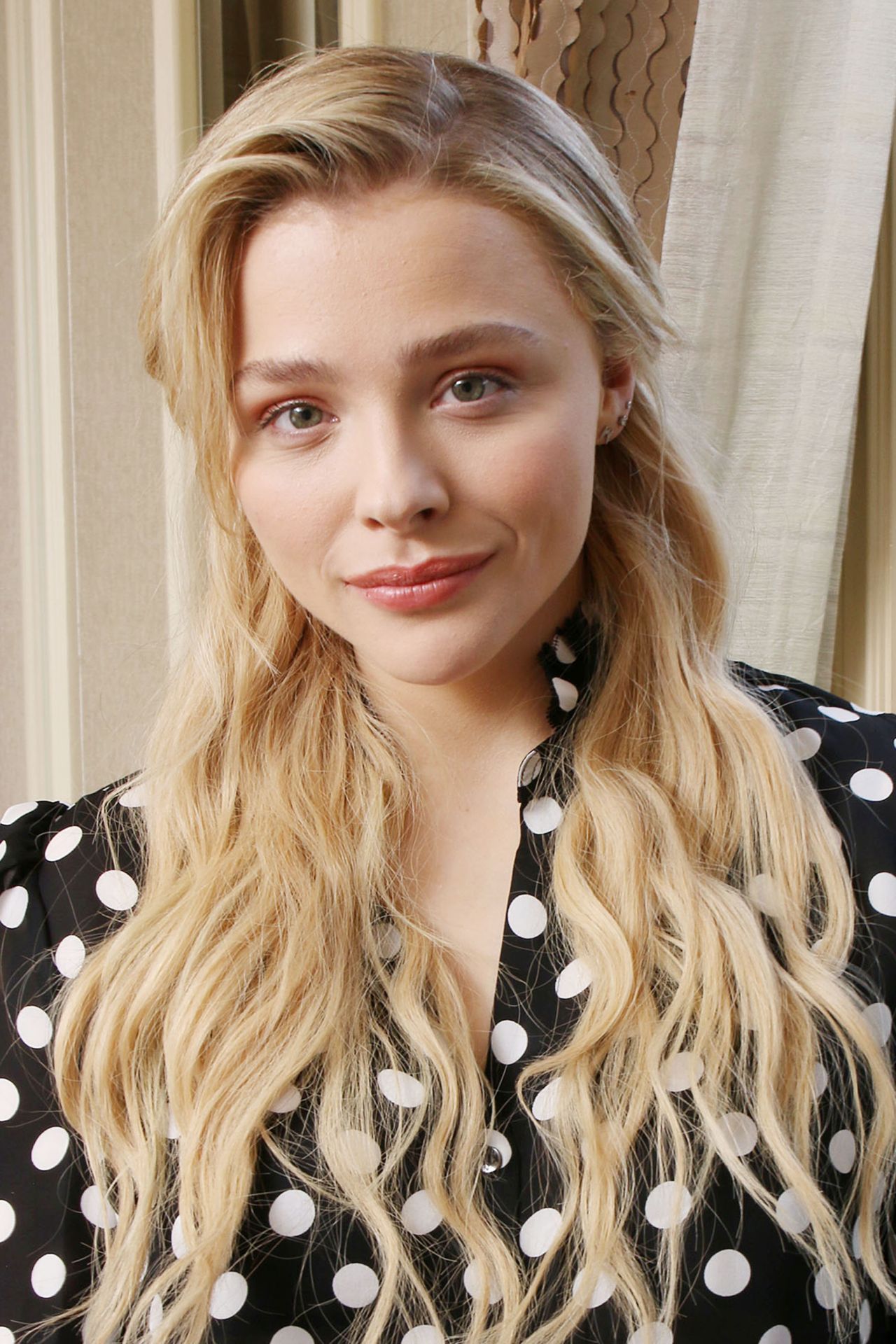 photo taken 2019 actress age 22