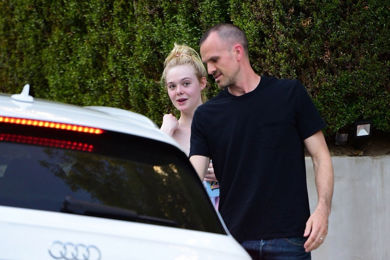 Elle Fanning - Visiting a friend in Studio City 03/28/2019 • CelebMafia