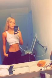 Faith Schroder - Personal Pics and Video 03/29/2019