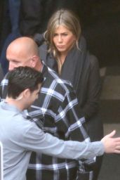 Jennifer Aniston - "Murder Mystery" Set in Los Angeles 03/19/2019