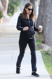 Jennifer Garner - Out in Santa Monica 03/27/2019