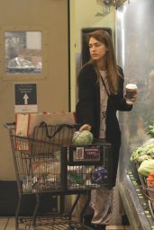 Jessica Alba - Shopping at Whole Foods Market in Beverly Hills 03/09/2019