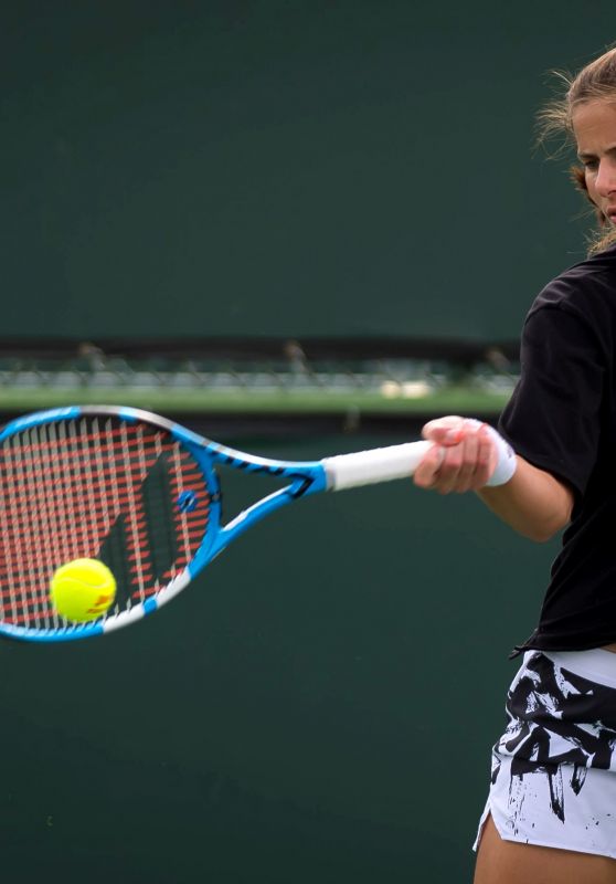 Julia Görges – Indian Wells Masters 03/10/2019 • CelebMafia