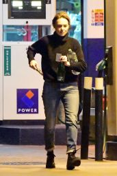 Kara Tointon in Baggy Jeans and Jumper at Petrol Station out in London 03/14/2019