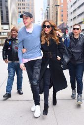 Kate Beckinsale and Pete Davidson Arriving at the NY Rangers Game in NYC 03/03/2019