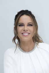 Kate Beckinsale - "The Widow" Photocall in LA March 2019
