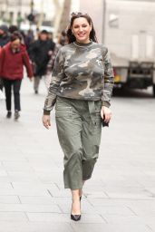 Kelly Brook Casual Style 03/13/2019