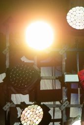 Kelsea Ballerini Performs Live at "Meaning of Life" Tour in Cincinnati