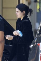 Kendall Jenner - Arriving for a Photoshoot LA 03/08/2019