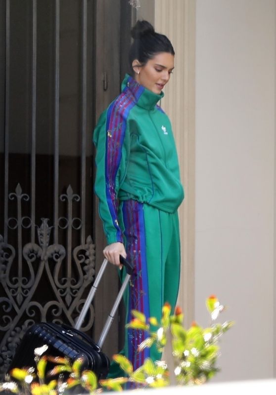 Kendall Jenner - Out in Los Angeles 03/08/2019