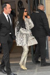 Kim Kardashian - Leaving the Hermes Store in Paris 03/25/2019