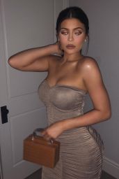 Kylie Jenner - Personal Pics 03/14/2019
