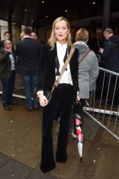 Laura Whitmore – The TRIC Awards 2019