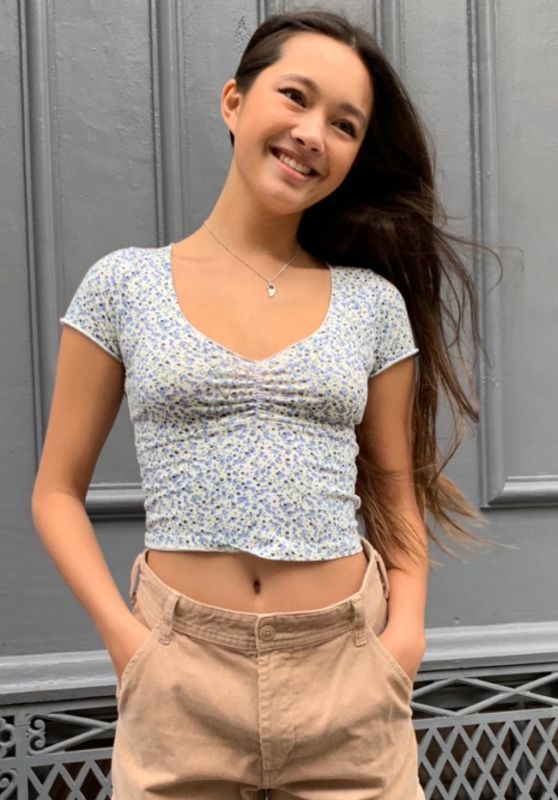 Lily Chee - Personal Pics 03/23/2019
