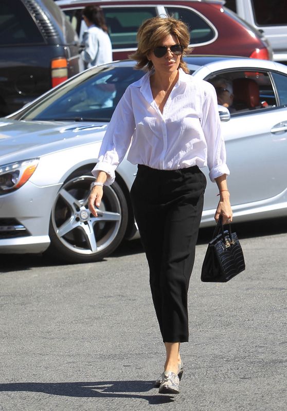 Lisa Rinna - Out in LA 03/27/2019