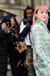 Maisie Williams - Outside the Thom Browne Fashion Show in Paris 03/03/2019