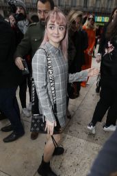 Maisie Williams - Stella McCartney Fashion Show in Paris 03/04/2019
