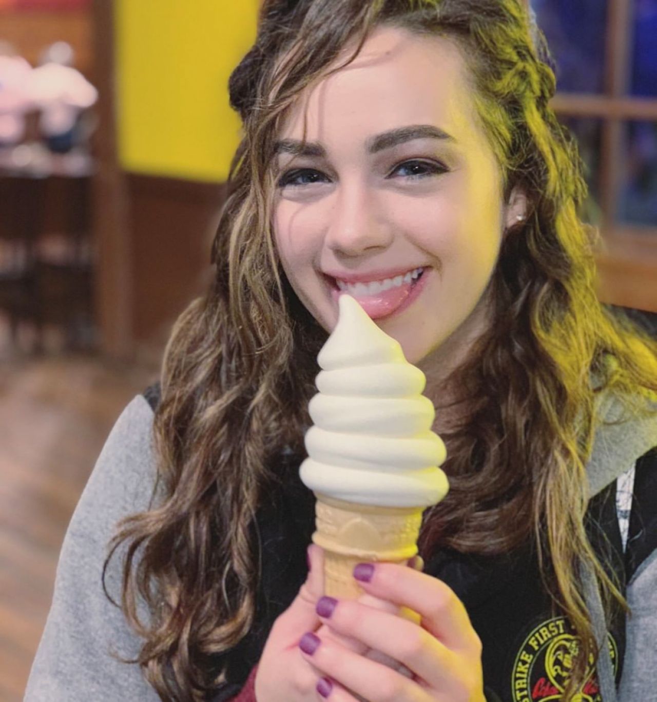 Mary Mouser - Personal Pics 03/14/2019 • CelebMafia