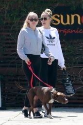 Miley Cyrus With Her Mom - SunCafe Organic in Studio City 03/22/2019