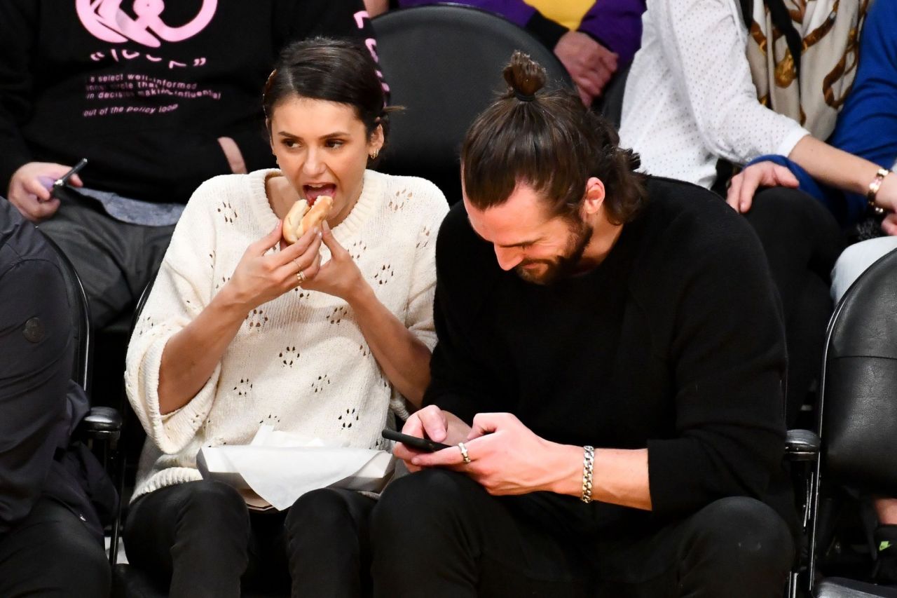 Nina Dobrev and Grant Mellon - LA Lakers vs Wizards din LA 03/26/2019