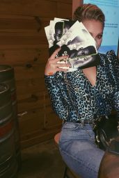 Olivia Holt - Personal Pics 03/09/2019