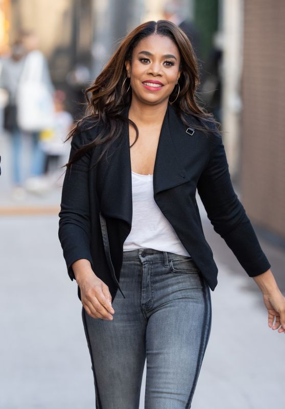 Regina Hall - Outside Jimmy Kimmel Live! Studios in Hollywood 03/25/2019