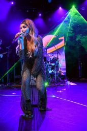 Sabrina Carpenter - Performing Live at Irving Plaza in NYC 03/12/2019