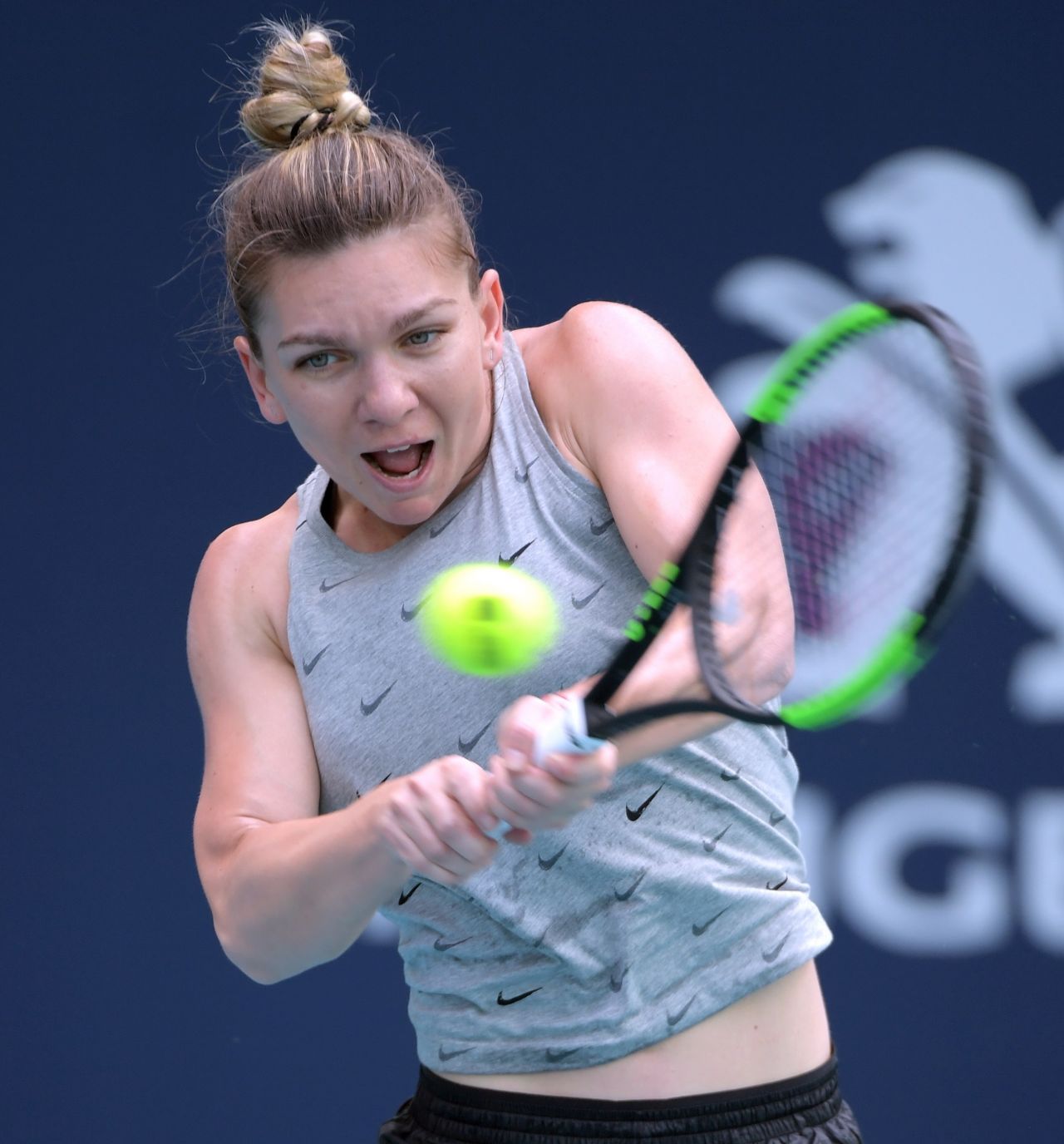 Simona Halep – Practice Prior to the Start of the Miami Open Tennis