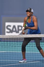 Venus Williams – Practises During the Miami Open Tennis Tournament 03/21/2019
