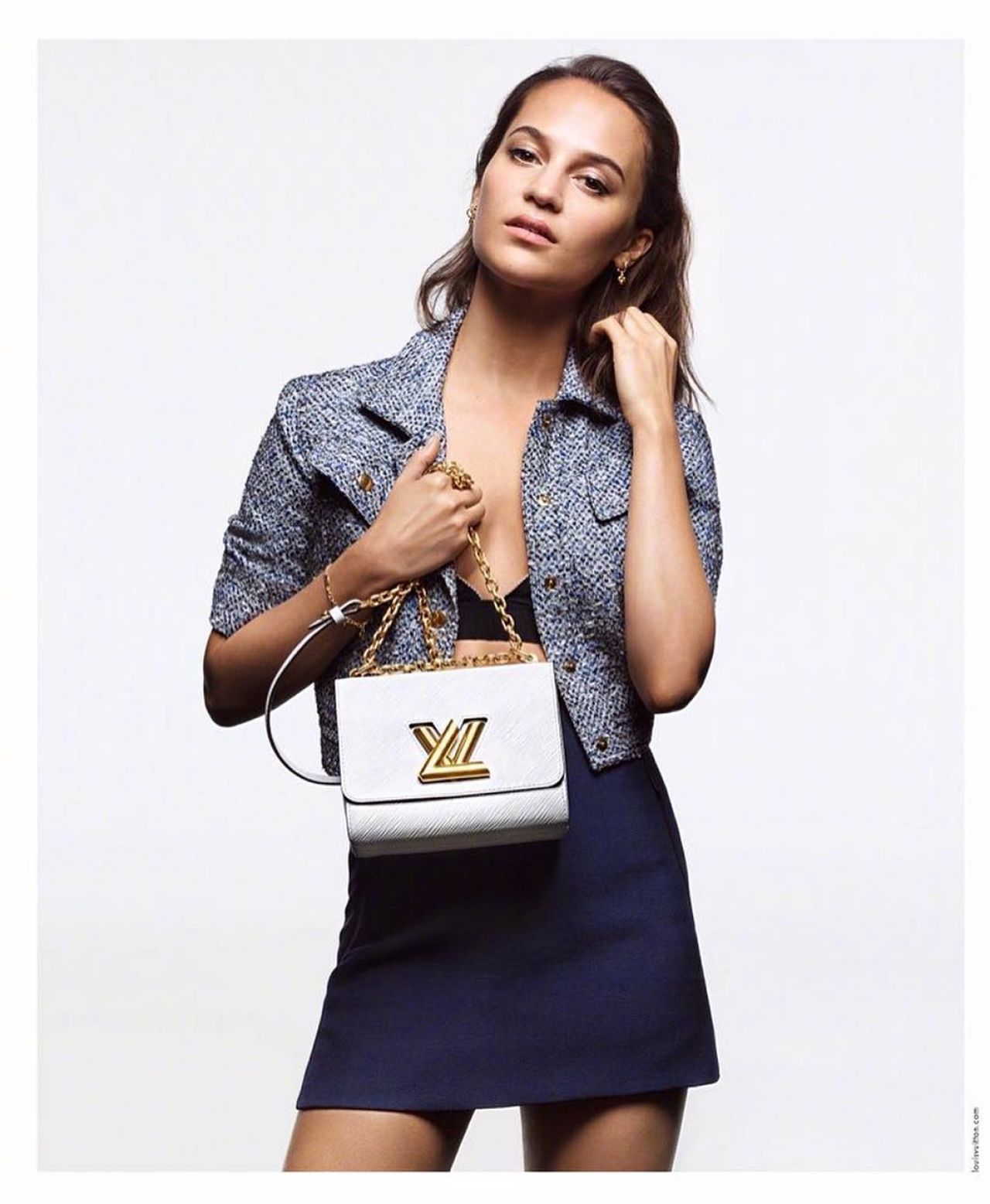 Alicia Vikander – Louis Vuitton April 2019